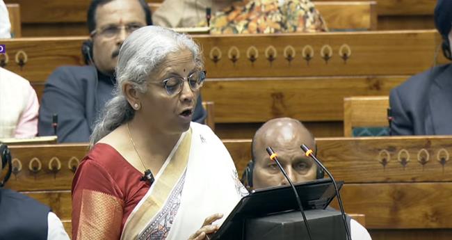 മ​ധ്യ​വ​ർ​ഗ​ത്തി​ന് ബ​ന്പ​ർ; 12 ല​ക്ഷം വ​രെ ആ​ദാ​യ നി​കു​തി​യി​ല്ല