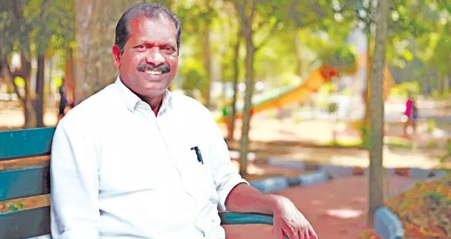 ഒ.​ആ​ര്‍.​കേ​ളു പ​ട്ടി​ക​ജാ​തി ക്ഷേ​മ വ​കു​പ്പ് മ​ന്ത്രി​യാ​കും; ദേ​വ​സ്വ​ത്തി​ന്‍റെ ചു​മ​ത​ല വാ​സ​വ​ന്