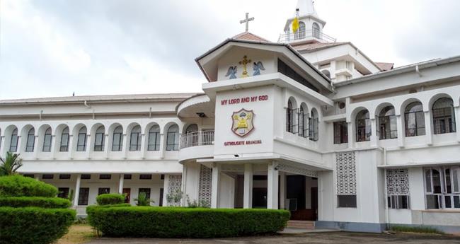 ര​ണ്ട് കേ​ന്ദ്ര​മ​ന്ത്രി​മാ​ര്‍ കേ​ര​ള​ത്തോ​ടു​ള്ള ക​രു​ത​ലെ​ന്ന് ഓ​ര്‍​ത്ത​ഡോ​ക്‌​സ് സ​ഭ