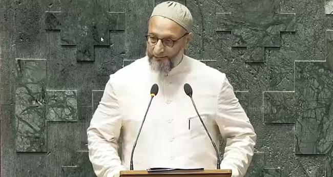 "ജ​യ് പ​ല​സ്തീ​ന്‍' വി​ളി​ച്ച് സ​ത്യ​പ്ര​തി​ജ്ഞ ; ഒ​വൈ​സി​ക്കെ​തി​രെ പ​രാ​തി