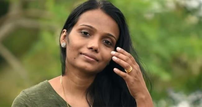 മാ​ധ്യ​മ​പ്ര​വ​ര്‍​ത്ത​ക പി.​എ​സ്. ര​ശ്മി അ​ന്ത​രി​ച്ചു