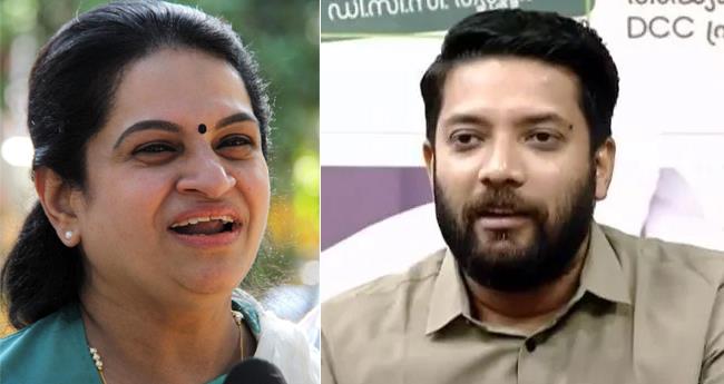 ഷാ​ഫി പ​റ​മ്പിൽ വ​ർ​ഗീ​യ​ത ക​ളി​ക്കു​ന്ന​യാ​ൾ, മ​ന്ത്രി​യാ​കാ​ൻ ഒ​രു​ങ്ങി​യി​രി​ക്കു​ക​യാ​ണ്: പ​ത്മ​ജ വേ​ണു​ഗോ​പാ​ൽ