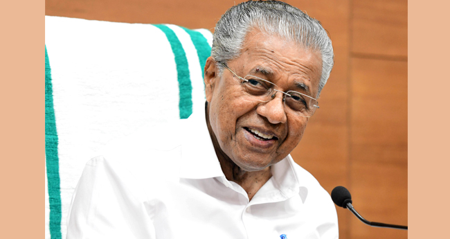 പ്ര​തി​ക​രി​ച്ച്  മു​ഖ്യ​മ​ന്ത്രി
