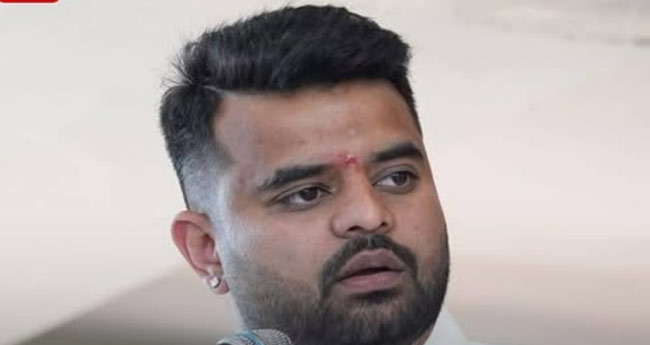 പ്രജ്വൽ രേവണ്ണ പരപ്പന ജയിലിൽ; ആദ്യദിനം കണ്ണീർമഴ