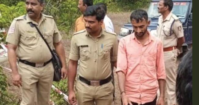 ക​ര്‍­​ണാ­​ട­​ക​യി​ലെ അ​രും കൊ​ല; പെ​ൺ​കു​ട്ടി​യു​ടെ അ​റു​ത്ത് മാ​റ്റി​യ  ത​ല ക​ണ്ടെ​ടു​ത്തു; പ്ര​തി പി​ടി​യി​ൽ