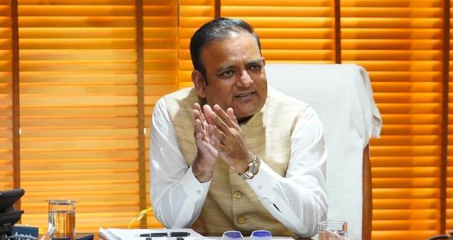 ഡ​ൽ​ഹി​യി​ൽ സാ​മൂ​ഹ്യ ക്ഷേ​മ​മ​ന്ത്രി രാ​ജ് കു​മാ​ർ ആ​ന​ന്ദ് രാ​ജി​വ​ച്ചു