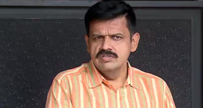 എ​ന്‍റെ മു​റി​വി​നു​മേ​ൽ മു​ള​ക് തേ​ക്കു​ന്നു; അ​ഭി​മാ​നം പ​ണ​യം​വ​ച്ച് പാ​ല​ക്കാ​ട്ടേ​ക്ക് തി​രി​ച്ചു​പോ​കി​ല്ല: സ​ന്ദീ​പ് വാ​ര്യ​ര്‍