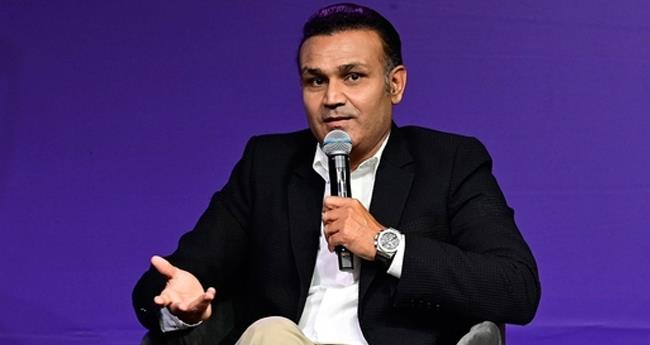 ആ​ർ​സി​ബി ബാ​റ്റ​ർ​മാ​രു​ടെ പ്ര​ക​ട​നം പ​രി​താ​പ​ക​രം; വി​മ​ർ​ശ​ന​വു​മാ​യി സെ​വാ​ഗ്