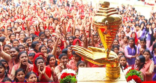 അ​ടു​ത്ത സ്കൂ​ൾ ക​ലോ​ത്സ​വ​ത്തി​നു തൃ​ശൂ​ർ വേ​ദി​യാ​കും, കാ​യി​ക​മേ​ള ത​ല​സ്ഥാ​ന​ത്ത്