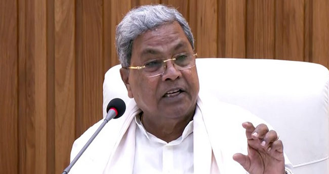 കോൺഗ്രസിന്‍റെ ഒബിസി ഉപദേശക സമിതിയിലേക്ക് സിദ്ധരാമയ്യയുടെ പേരും