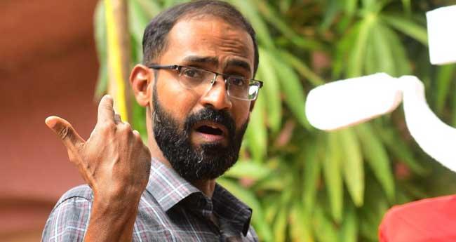 അ​ർ​ധ​രാ​ത്രി​യി​ൽ പ​രി​ശോ​ധ​ന ന​ട​ത്താ​നു​ള്ള നീ​ക്കം അ​സാ​ധാ​ര​ണ​മെ​ന്ന് സി​ദ്ദി​ഖ് കാ​പ്പ​ൻ; ദു​രൂ​ഹ​ത​യി​ല്ലെ​ന്ന് പോ​ലീ​സ്