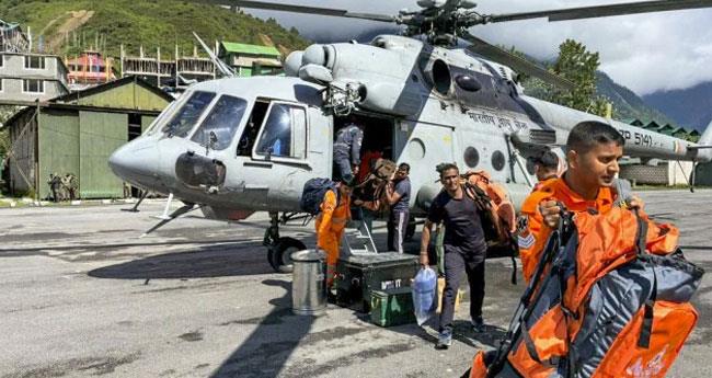 സി​ക്കി​മി​ല്‍ കു​ടു​ങ്ങി​യ 59 വി​നോ​ദ സ​ഞ്ചാ​രി​ക​ളെ ര​ക്ഷ​പ്പെ​ടു​ത്തി