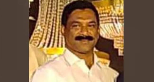 ക​ട​യി​ലെ ലി​ഫ്റ്റി​ല്‍ കു​ടു​ങ്ങി അ​പ​ക​ടം; സ്വ​ർ​ണ​വ്യാ​പാ​രി മ​രി​ച്ചു