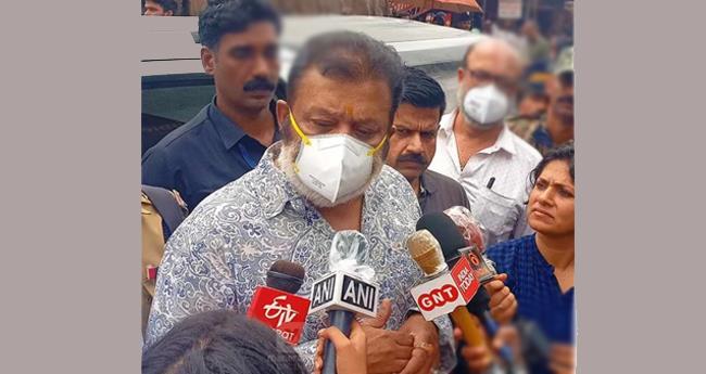 സു​രേ​ഷ്‌​ ഗോ​പി വ​യ​നാ​ട്ടി​ല്‍;  ദേ​ശീ​യ ദു​ര​ന്ത​മാ​യി പ്ര​ഖ്യാ​പി​ക്കു​ന്ന​തി​ന്‍റെ നി​യ​മ​വ​ശം പ​രി​ശോ​ധി​ക്കും