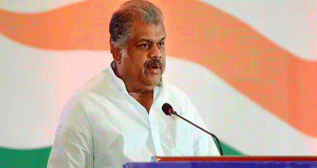 ത​മി​ഴ്‌​നാ​ട്ടി​ല്‍ ക്ര​മ​സ​മാ​ധാ​നം ത​ക​ര്‍​ന്നു: ത​മി​ഴ് മാ​നി​ല കോ​ണ്‍​ഗ്ര​സ് അ​ധ്യ​ക്ഷ​ന്‍