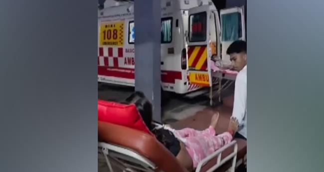 സ്കൂ​ട്ട​റി​ന് മു​ന്നി​ൽ തെ​രു​വു​നാ​യ ചാ​ടി; ര​ണ്ട് യു​വ​തി​ക​ൾ​ക്ക് പ​രി​ക്ക്