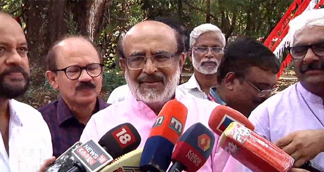 പോ​ലീ​സ് വേ​ട്ട​യ്ക്ക് ഏ​റ്റ​വും കൂ​ടു​ത​ൽ ഇ​ര​യാ​യ​ത് ക​മ്മ്യൂ​ണി​സ്റ്റു​കാ​ർ: തോ​മ​സ് ഐ​സ​ക്