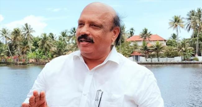 അ​യോ​ഗ്യ​ത എ​ന്താ​ണെ​ന്ന് മു​ഖ്യ​മ​ന്ത്രി വ്യ​ക്ത​മാ​ക്ക​ണം; അ​തൃ​പ്തി പ്ര​ക​ടി​പ്പി​ച്ച് തോ​മ​സ് കെ.​തോ​മ​സ്