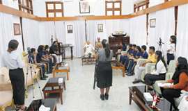 അ​ഭി​മു​ഖ സം​ഭാ​ഷ​ണ പ​ര​മ്പ​ര​ക്ക് തു​ട​ക്ക​മാ​യി