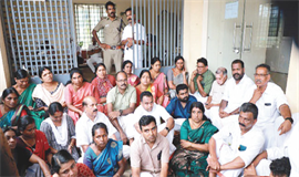 ക​ടു​വ​യെ പി​ടി​ക്കാ​നാ​യി​ല്ലെ​ങ്കി​ൽ കൊ​ല്ലാ​മെ​ന്ന് ഉ​ത്ത​ര​വ്