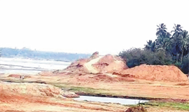 പു​ഴമ​ണ​ൽ  വാ​ര​ൽ;       ജി​യോ​ള​ജി വ​കു​പ്പി​ന്‍റെ അ​നു​മ​തി നി​​​ർ​​​ബ​​​ന്ധ​​​മാ​​​ക്കാ​​​ൻ ച​ട്ട​ഭേ​ദ​ഗ​തി