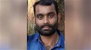 ഡ​യാ​ലി​സി​സി​ന് കാ​റി​ൽ പോ​യി; ഗ​താ​ഗ​ത കു​രു​ക്കി​ൽ​പ്പെ​ട്ട് അ​വ​ശ​നാ​യ യു​വാ​വ് മ​രി​ച്ചു