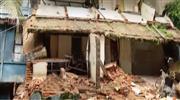 മെ​ഡി​ക്ക​ൽ കോ​ള​ജ് അ​പ​ക​ടം: കു​ടു​ങ്ങി​ക്കി​ട​ന്ന സ്ത്രീ​യെ ര​ക്ഷ​പെ​ടു​ത്തി