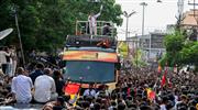 വി​ജ​യ്‌​യു​ടെ സം​സ്ഥാ​ന പ​ര്യ​ട​നം; പ്ര​വ​ർ​ത്ത​ക​ർ​ക്ക് പ​ത്തി​ന നി​ർ​ദേ​ശം ന​ല്‍​കി