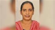 പ​റ​വൂ​രി​ലെ വീ​ട്ട​മ്മ​യു​ടെ ആ​ത്മ​ഹ​ത്യ; പ്ര​തി​ക​ളു​ടെ മ​ക​ളെ പോ​ലീ​സ് ക​സ്റ്റ​ഡി​യി​ലെ​ടു​ത്തു