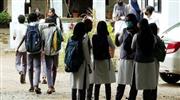 പ്ല​സ് വ​ണ്‍ ക്ലാ​സു​ക​ൾ​ക്ക് ഇ​ന്നു തു​ട​ക്കം; മൂ​ന്ന​ര ല​ക്ഷ​ത്തോ​ളം വി​ദ്യാ​ർ​ഥി​ക​ൾ സ്കൂ​ളു​ക​ളി​ലേ​ക്ക്