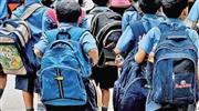 ക​ന​ത്ത മ​ഴ​യും വെ​ള്ള​ക്കെ​ട്ടും; കു​ട്ട​നാ​ട് താ​ലൂ​ക്കി​ലെ വി​ദ്യാ​ഭ്യാ​സ സ്ഥാ​പ​ന​ങ്ങ​ൾ​ക്ക് അ​വ​ധി