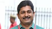 വ​ഴി​ക്ക​ട​വ് ദു​ര​ന്തം; കോ​ൺ​ഗ്ര​സ് നി​ല​വാ​ല​മി​ല്ലാ​ത്ത രാ​ഷ്ട്രീ​യം ക​ളി​ക്കു​ന്നു: എം.​സ്വ​രാ​ജ്