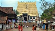 പു​ന​രു​ദ്ധാ​ര​ണം പൂ​ര്‍​ത്തി​യാ​യി; പ​ത്മ​നാ​ഭ സ്വാ​മി ക്ഷേ​ത്ര​ത്തി​ലെ മ​ഹാ കും​ഭാ​ഭി​ഷേ​ക ച​ട​ങ്ങ് ഇ​ന്ന്