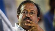വി​സി പു​ന​ർ​നി​യ​മ​നം; പി​ണ​റാ​യി​യു​ടെ സ്വ​ജ​ന​പ​ക്ഷ​പാ​ത​ത്തി​നും അ​ഴി​മ​തി​ക്കും കി​ട്ടി​യ തി​രി​ച്ച​ടി​യെ​ന്നെു വി. ​മു​ര​ളീ​ധ​ര​ൻ