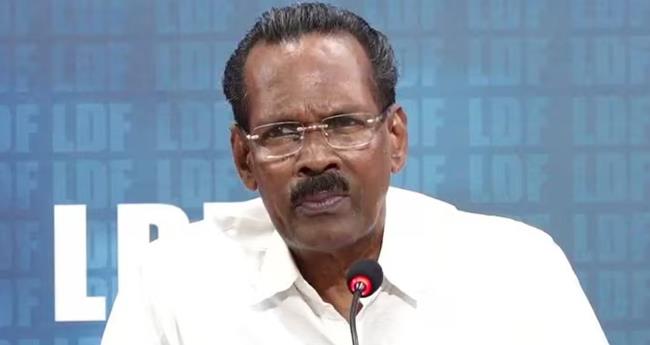 സ​ർ​ക്കാ​ർ ഉ​ദ്യോ​ഗ​സ്ഥ​രു​ടെ ഇ​ന്ന​ത്തെ പ​ണി​മു​ട​ക്കി​നെ വി​മ​ർ​ശി​ച്ച് ടി.​പി.​രാ​മ​കൃ​ഷ്ണ​ൻ
