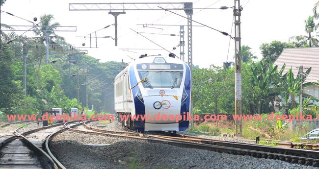 ഓ​ണ​സ​മ്മാ​നം; 20 കോ​ച്ചു​ള്ള വ​ന്ദേ​ഭാ​ര​ത് കേ​ര​ള​ത്തി​ൽ