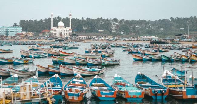 ട്രോ​ളിം​ഗ് നി​രോ​ധ​നം തു​ട​ങ്ങി; ലംഘിച്ചാൽ കർശന നടപടി