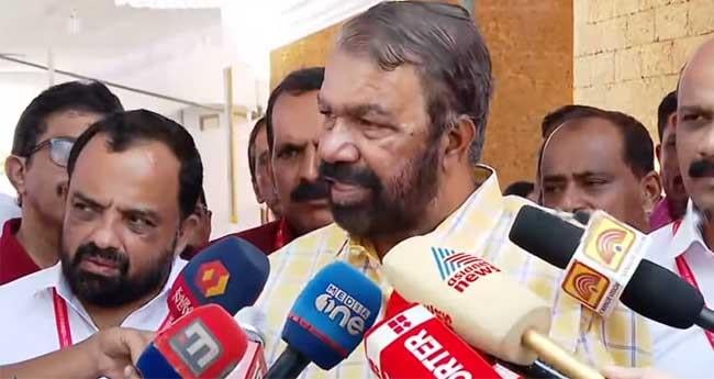 ബ​ക്രീ​ദ് അ​വ​ധി: പ്ര​തി​പ​ക്ഷം രാ​ഷ്ട്രീ​യ മു​ത​ലെ​ടു​പ്പി​ന് ശ്ര​മി​ക്കു​ന്നുവെന്ന് മന്ത്രി ​ശി​വ​ന്‍​കു​ട്ടി