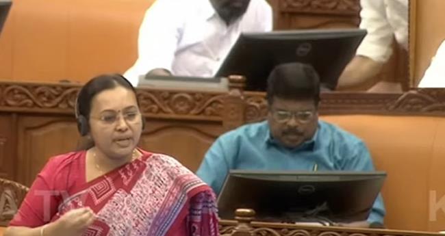 കേ​ര​ളം കോ​വി​ഡി​നെ ജ​യി​ച്ച നാ​ട്; സി​എ​ജി റി​പ്പോ​ര്‍​ട്ട് ത​ള്ളി ആ​രോ​ഗ്യ​മ​ന്ത്രി