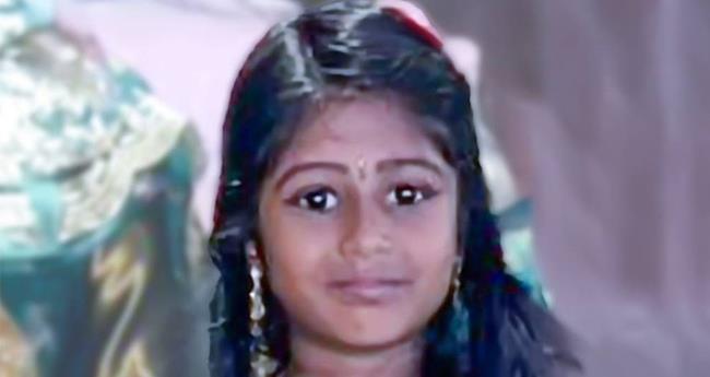 നോ​വാ​യി കൃ​ഷ്ണേ​ന്ദു; സ്കൂ​ൾ ബ​സി​ടി​ച്ച് മ​രി​ച്ച വി​ദ്യാ​ർ​ഥി​നി​യു​ടെ മൃ​ത​ദേ​ഹം സം​സ്ക​രി​ച്ചു