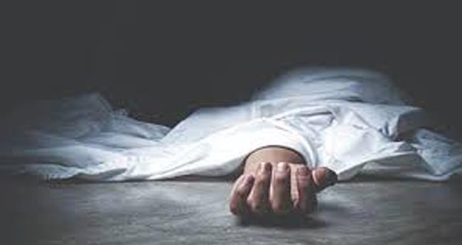 വാ​ഹ​നാ​പ​ക​ടം; ബൈ​ക്ക് യാ​ത്ര​ക്കാ​ര​ന് ദാ​രു​ണാ​ന്ത്യം