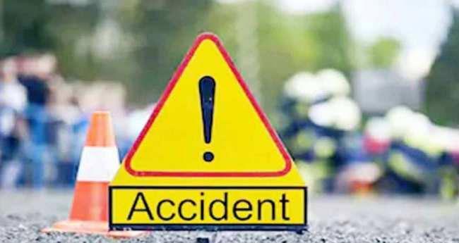 കോ​ട്ട​യ​ത്ത് കെ​എ​സ്ആ​ർ​ടി​സി ബ​സ് മ​ര​ത്തി​ലി​ടി​ച്ചു; ആ​റ് യാ​ത്ര​ക്കാ​ർ​ക്ക് പ​രി​ക്ക്