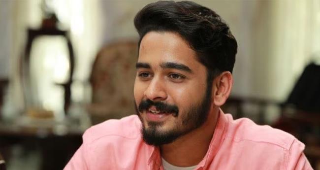 മ​ദ്യ​പി​ച്ച് വാ​ഹ​നം ഓ​ടി​ച്ചു: ന​ട​ൻ ഗ​ണ​പ​തി​ക്കെ​തി​രെ കേ​സ്
