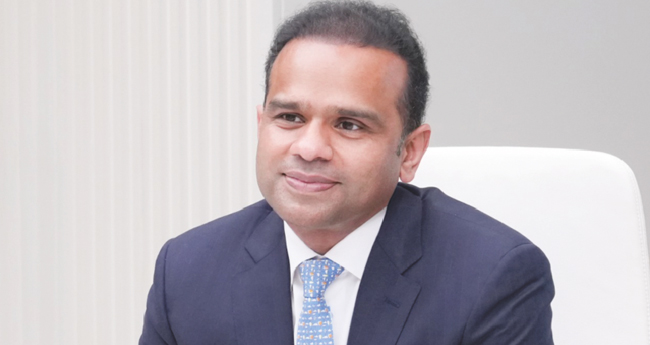അ​ദീ​ബ് അ​ഹ​മ്മ​ദ്  മി​ക​ച്ച പ്ര​വാ​സി  വ്യ​വ​സാ​യി​ക​ളു​ടെ  പ​ട്ടി​ക​യി​ൽ