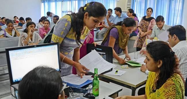 പ്ല​സ് വ​ൺ പ്ര​വേ​ശ​നം; അ​പേ​ക്ഷ ജൂ​ൺ ര​ണ്ട് മു​ത​ൽ സ​മ​ർ​പ്പി​ക്കാം