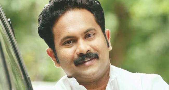 നി​യ​മ​പ​ര​മ​ല്ലാ​ത്ത ല​ഹ​രി ആ​ര് ഉ​പ​യോ​ഗി​ച്ചാ​ലും തെ​റ്റ്: അ​ജു വ​ര്‍​ഗീ​സ്