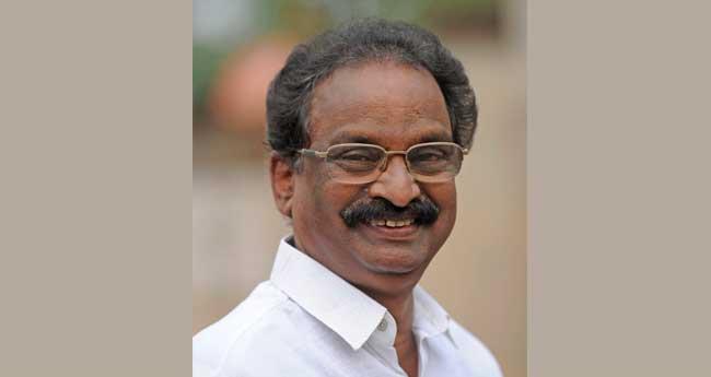 രാ​ജ്ഭ​വ​ന്‍ ആ​ര്‍​എ​സ്എ​സ് കേ​ന്ദ്ര​മാ​യി മാ​റി​യെ​ന്ന് എ.​കെ. ബാ​ല​ൻ