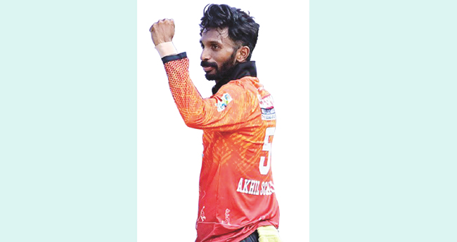 കെ​സി​എ​ല്‍ ക​ട​ന്ന് ഐ​പി​എ​ല്ലി​ലും വ​ര​ട്ടെ അ​ഖി​ലാ​ര​വം...