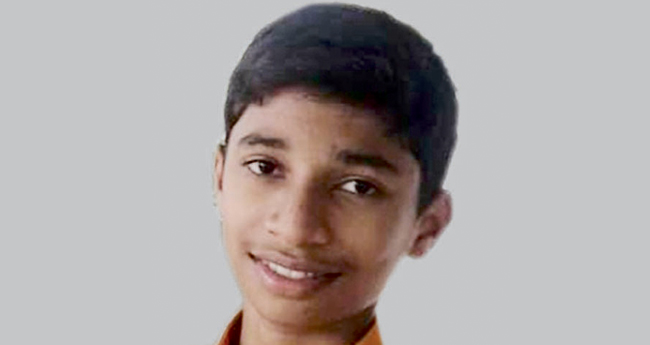 തോ​ട്ടി​ൽ കു​ളി​ക്കാ​നി​റ​ങ്ങി​യ വി​ദ്യാ​ർ​ഥി മു​ങ്ങി മ​രി​ച്ചു