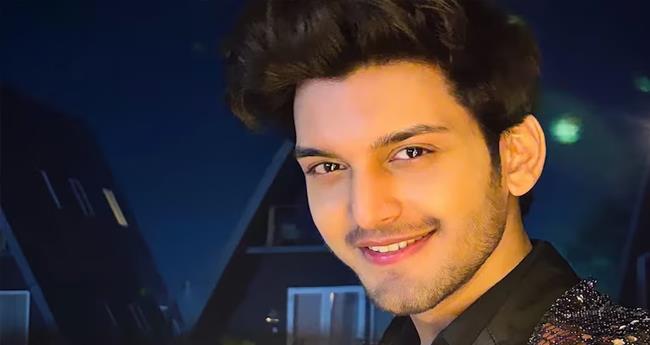 വാ​ഹ​നാ​പ​ക​ടം; ടെ​ലി​വി​ഷ​ൻ താ​രം അ​മ​ൻ ജ​യ്സ്വാ​ൾ മ​രി​ച്ചു